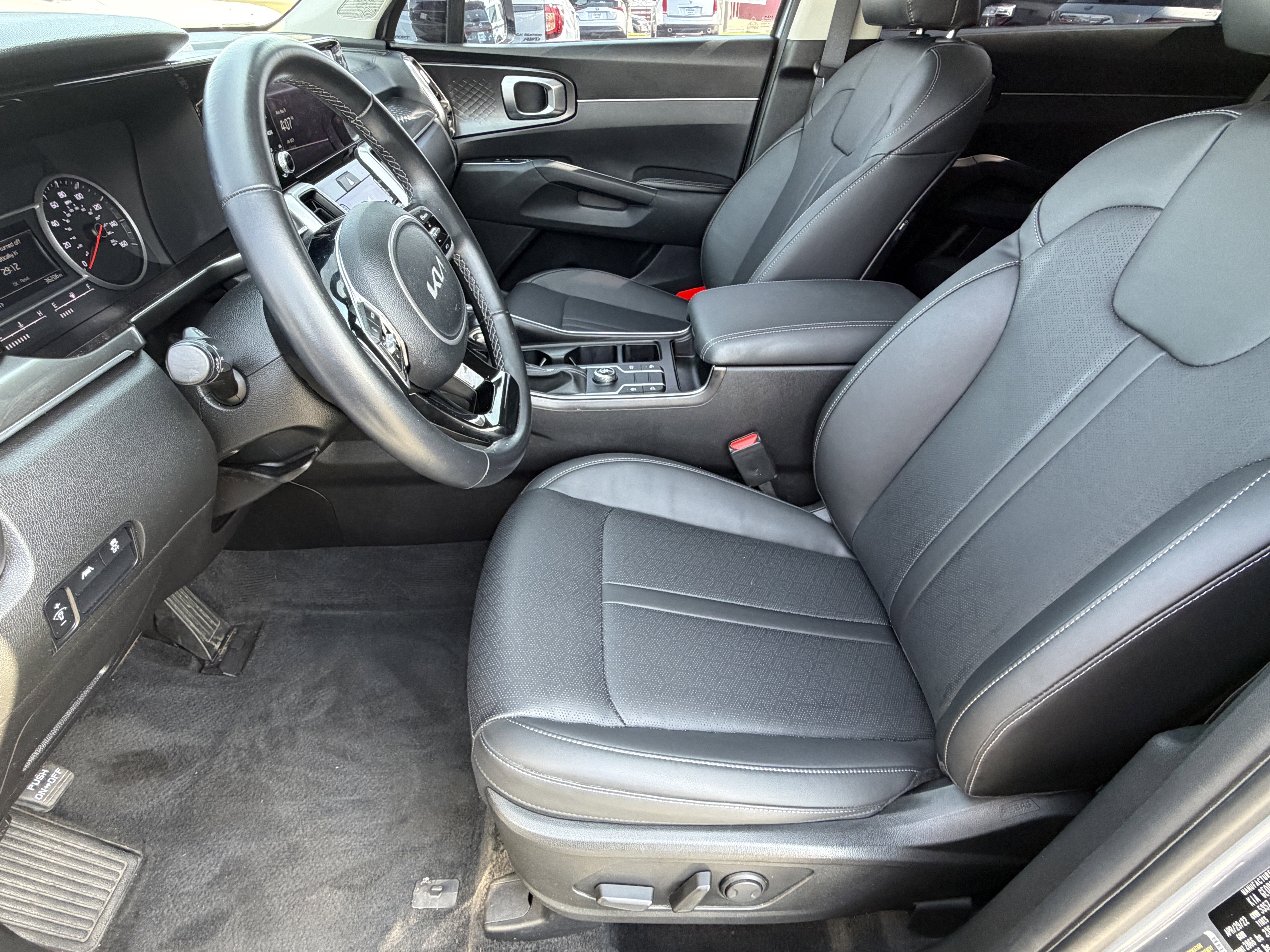 Certified 2022 Kia Sorento S w/ Panoramic Sunroof Package FWD image 15
