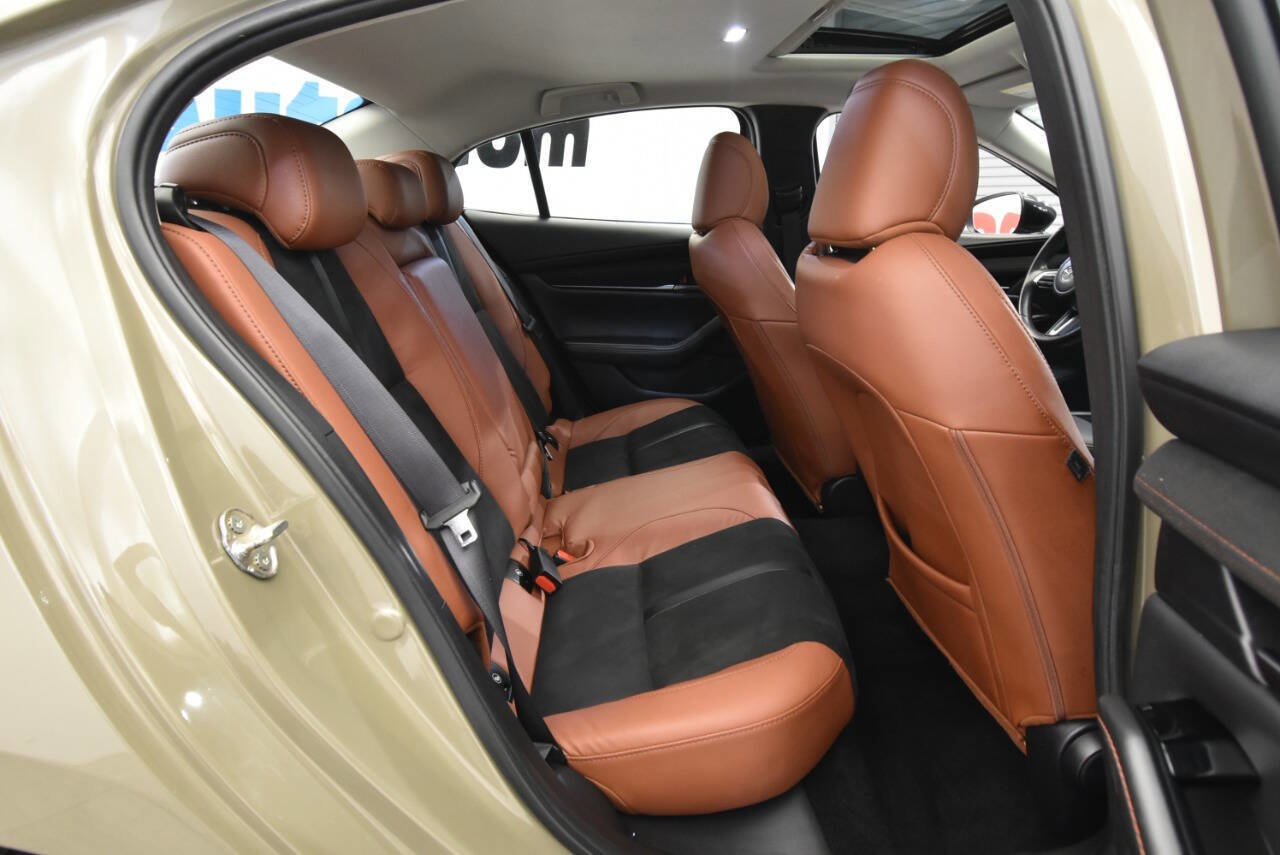 Used 2024 MAZDA MAZDA3 s AWD/4WD image 17