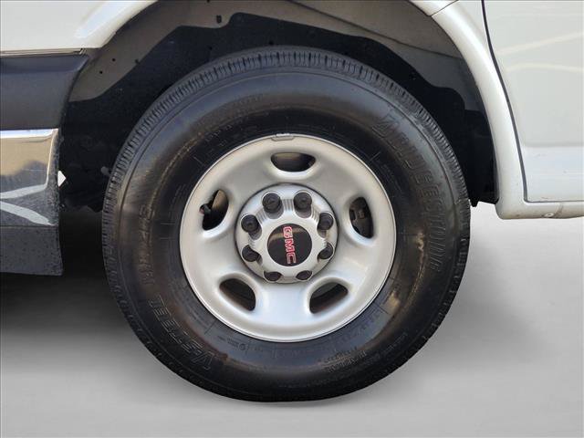 Used 2023 GMC Savana 2500 w/ Driver Convenience Package RWD image 21