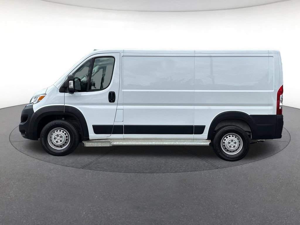 Used 2025 RAM ProMaster 2500 w/ U-Haul Equipment Group FWD image 2
