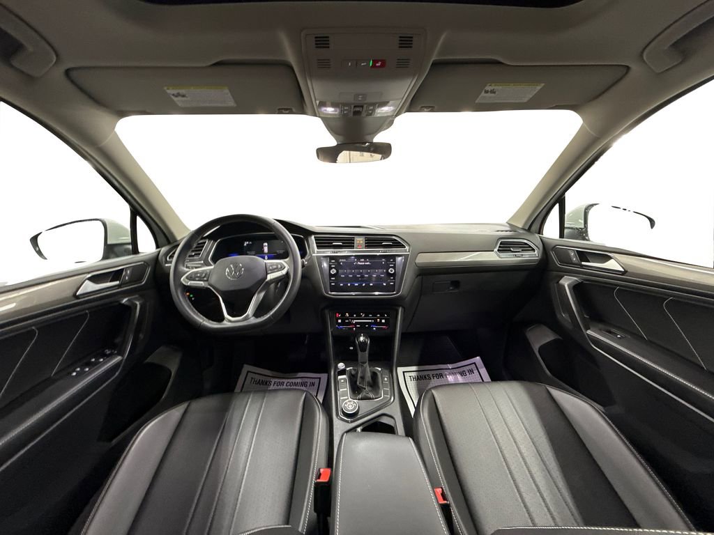 Used 2022 Volkswagen Tiguan SE image 18