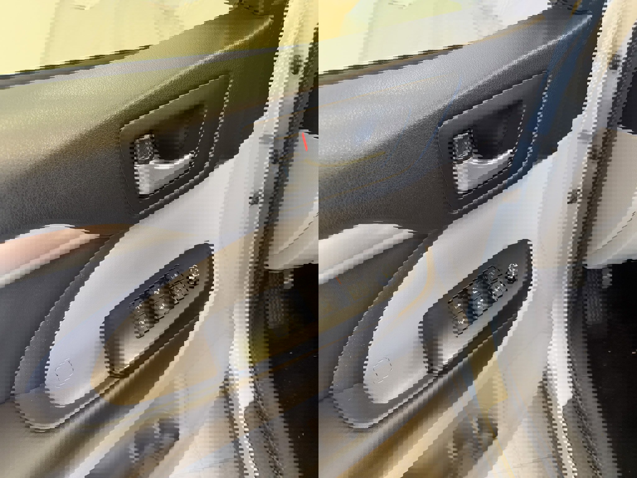 Used 2017 Toyota Highlander SE image 16