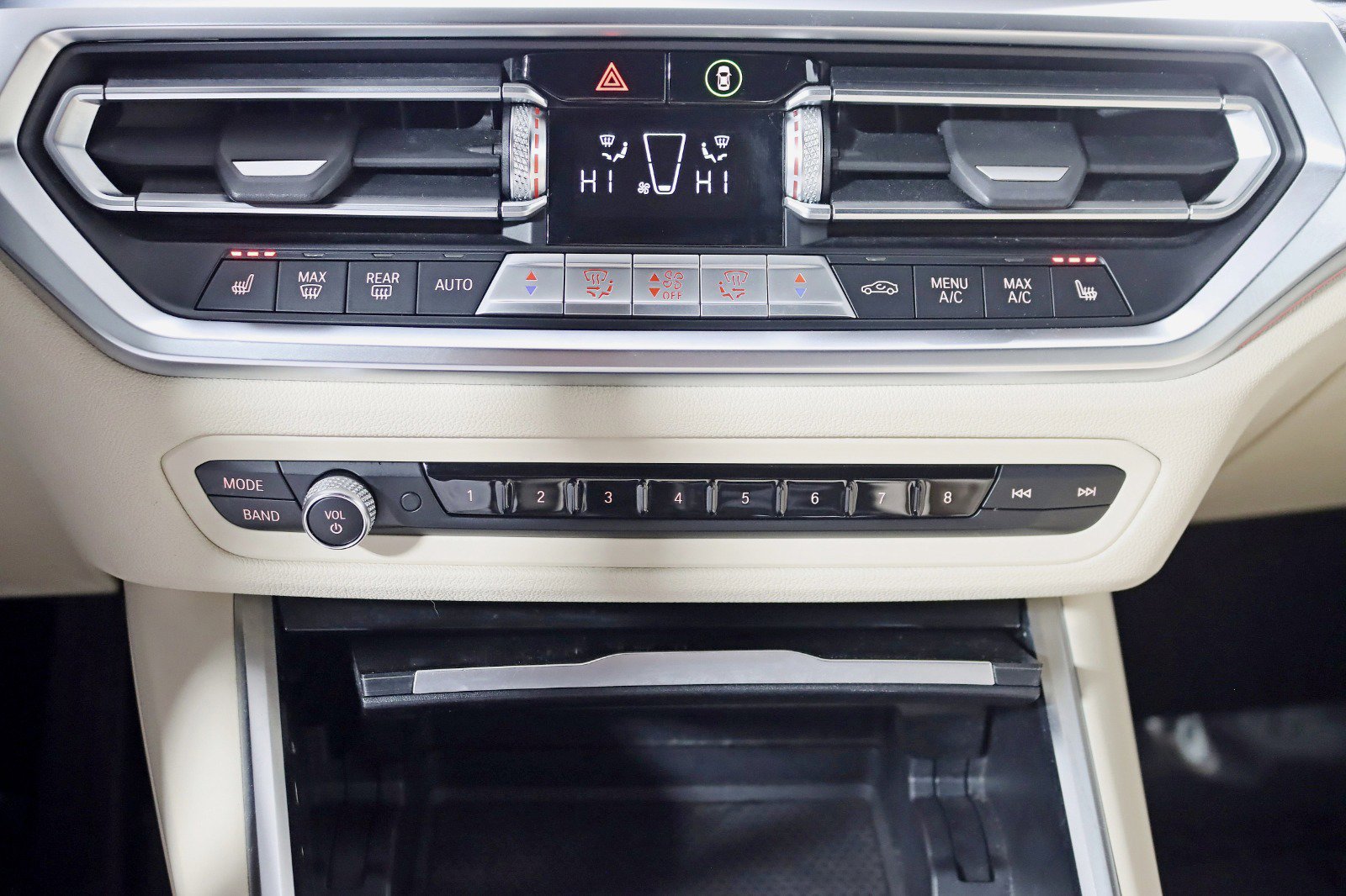 Used 2022 BMW 330i xDrive Sedan w/ Premium Package image 26