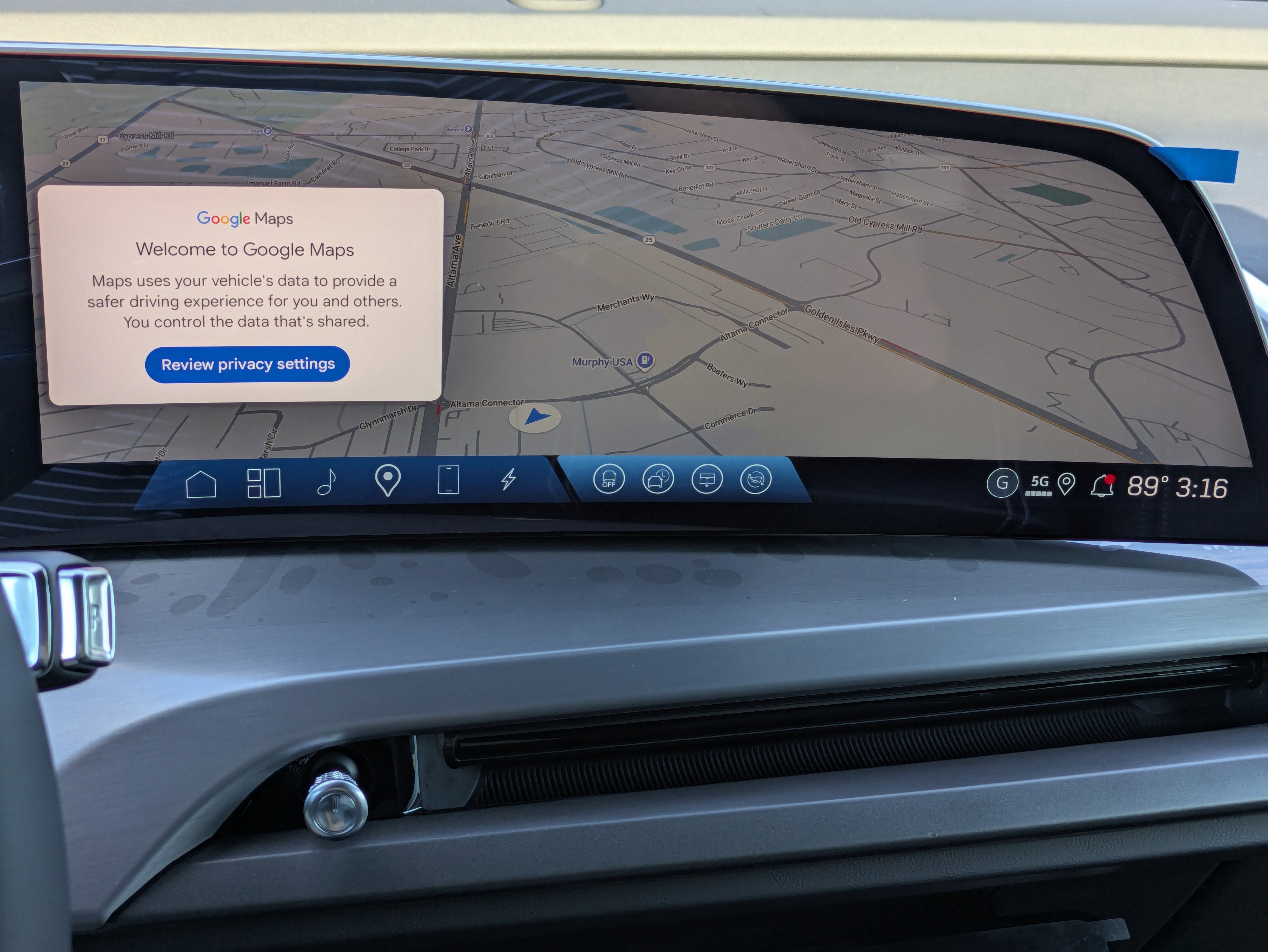 New 2026 Cadillac Vistiq Sport w/ LPO, Floor Liner Package image 14