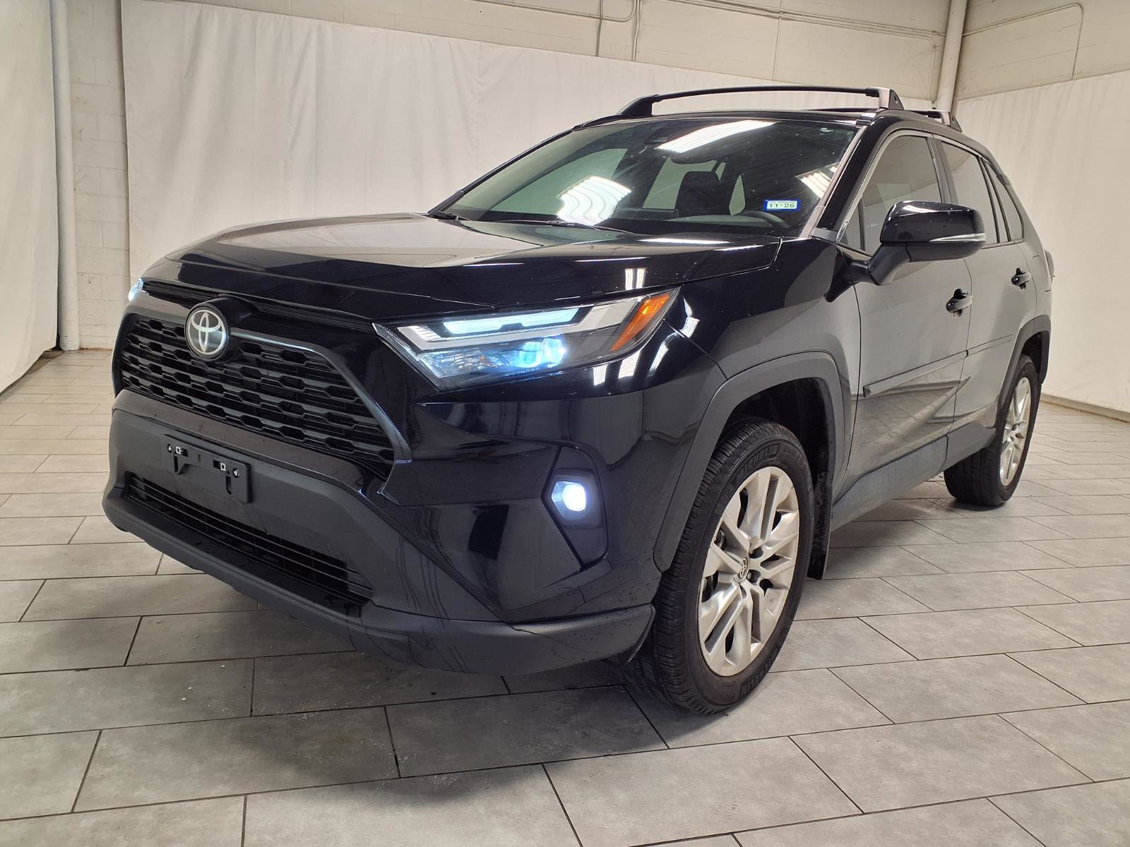 Used 2025 Toyota RAV4 XLE Premium FWD image 3