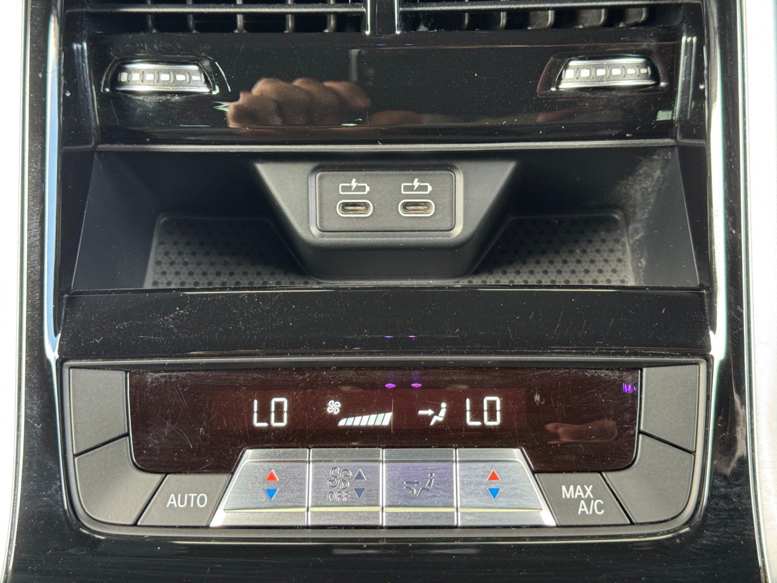 Used 2023 BMW M850i Gran Coupe xDrive w/ M Carbon Exterior Package AWD/4WD image 41