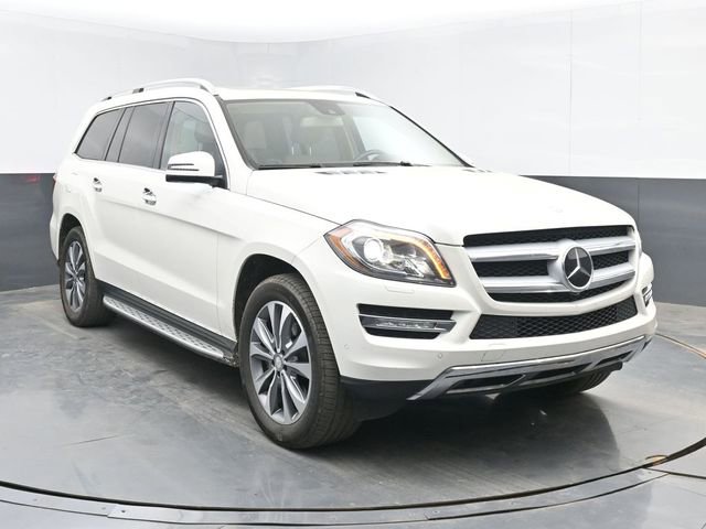 Used 2015 Mercedes-Benz GL 450 4MATIC image 2