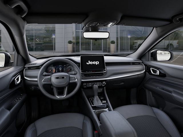 New 2026 Jeep Compass Latitude image 14