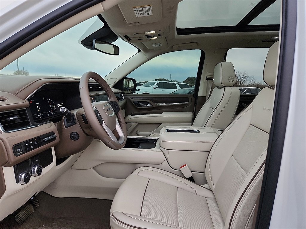 Used 2023 GMC Yukon Denali image 17