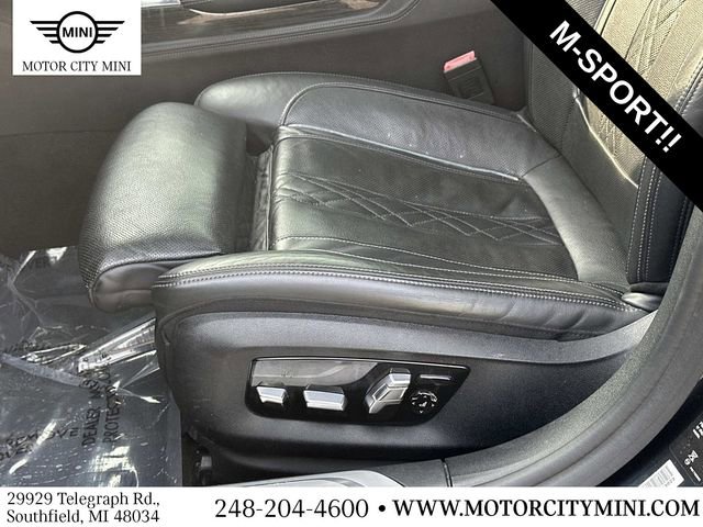 Used 2019 BMW 750i xDrive w/ M Sport Package image 21