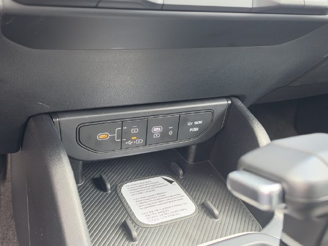New 2026 Kia K4 GT-Line FWD image 24