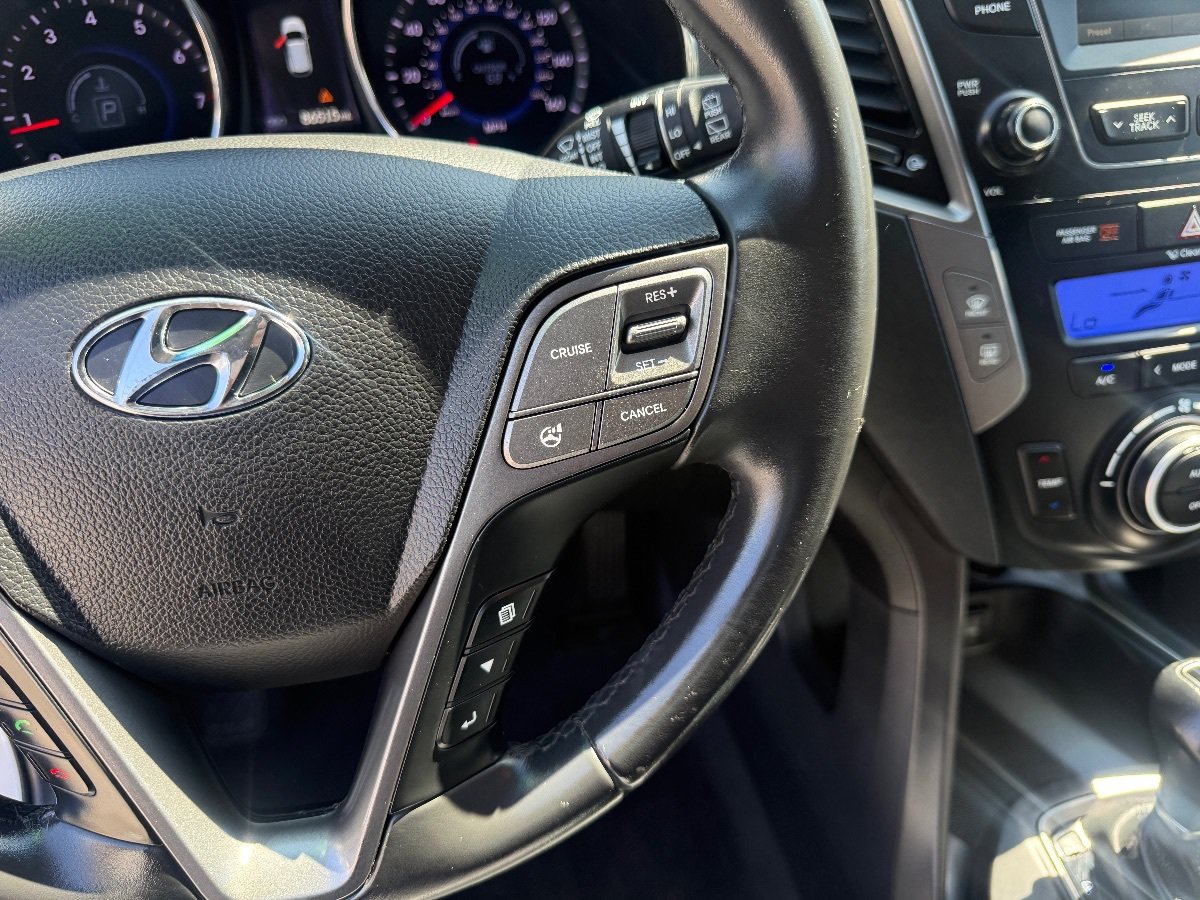Used 2015 Hyundai Santa Fe Sport 2.0T FWD image 24