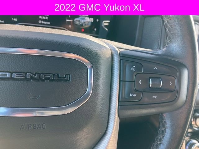 Used 2022 GMC Yukon XL Denali w/ Denali Premium Package image 32