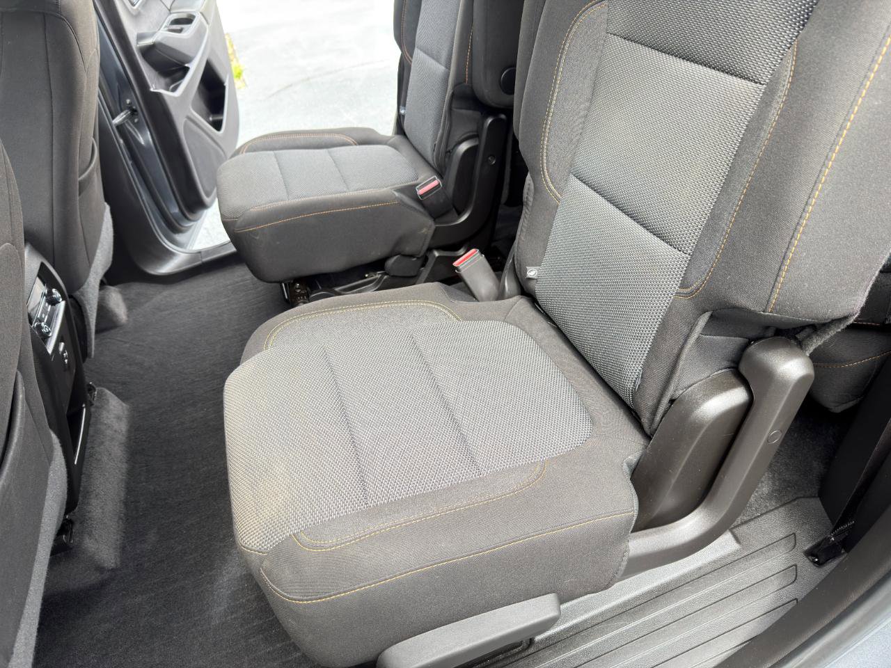 Used 2019 Chevrolet Traverse LT w/ LPO, Floor Liner Package AWD/4WD image 27
