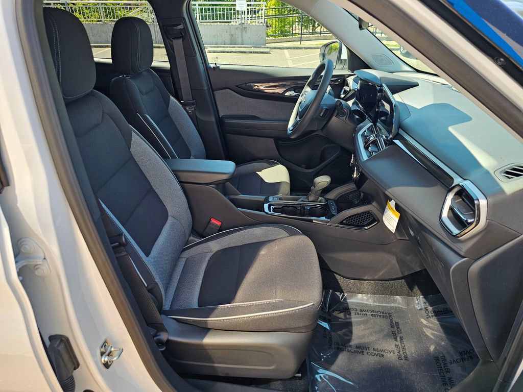 New 2026 Chevrolet TrailBlazer LT AWD/4WD image 11