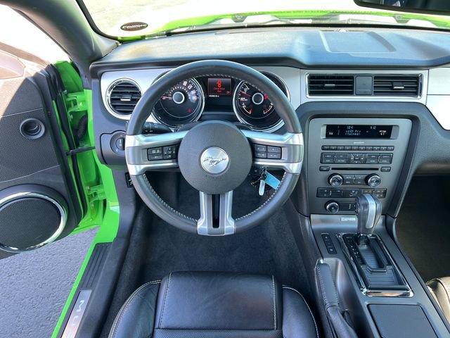Used 2014 Ford Mustang GT Premium RWD image 13