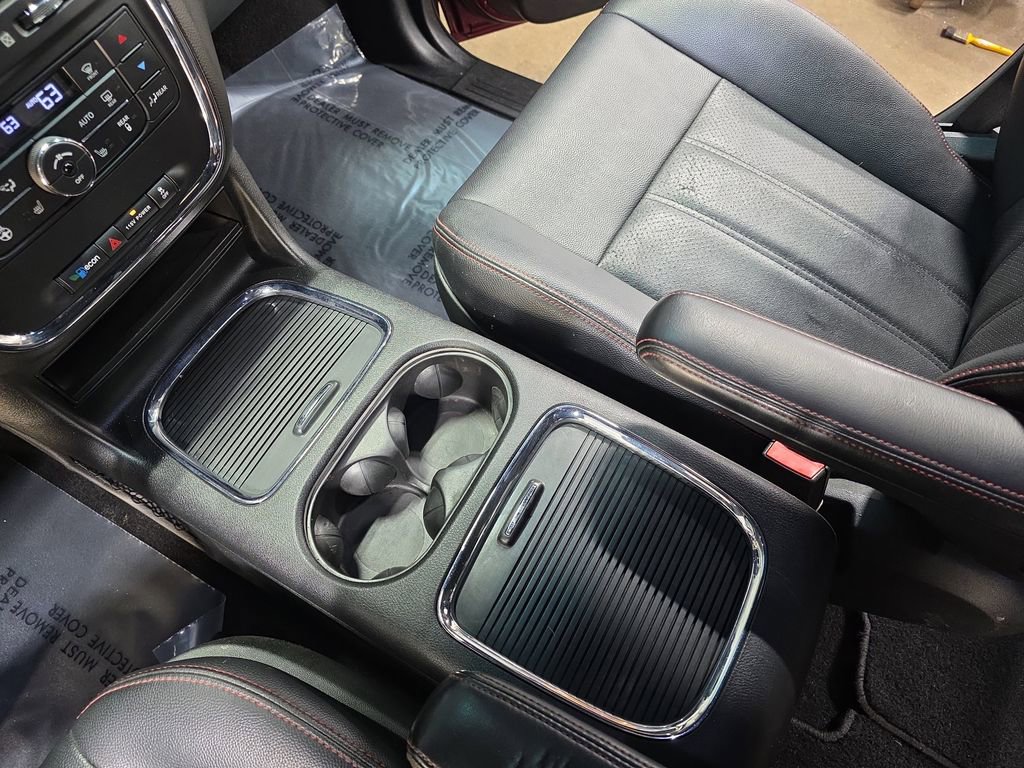 Used 2017 Dodge Grand Caravan GT image 25