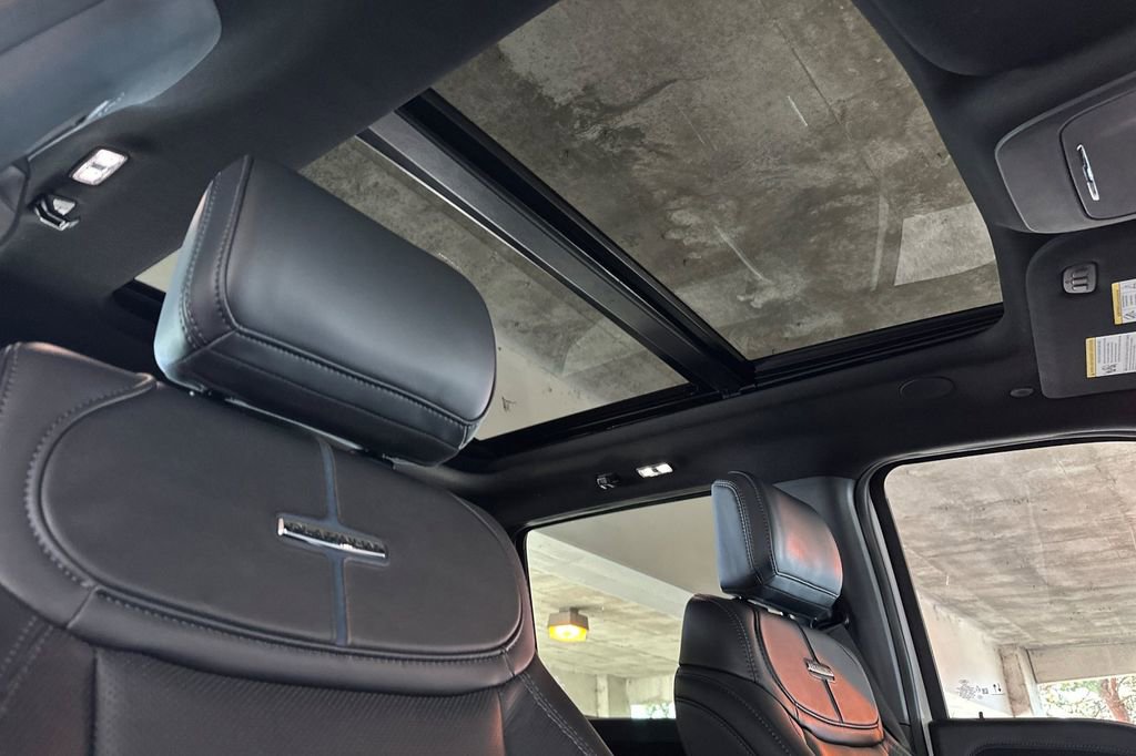 Used 2025 Ford F150 Platinum w/ Equipment Group 702A High image 19