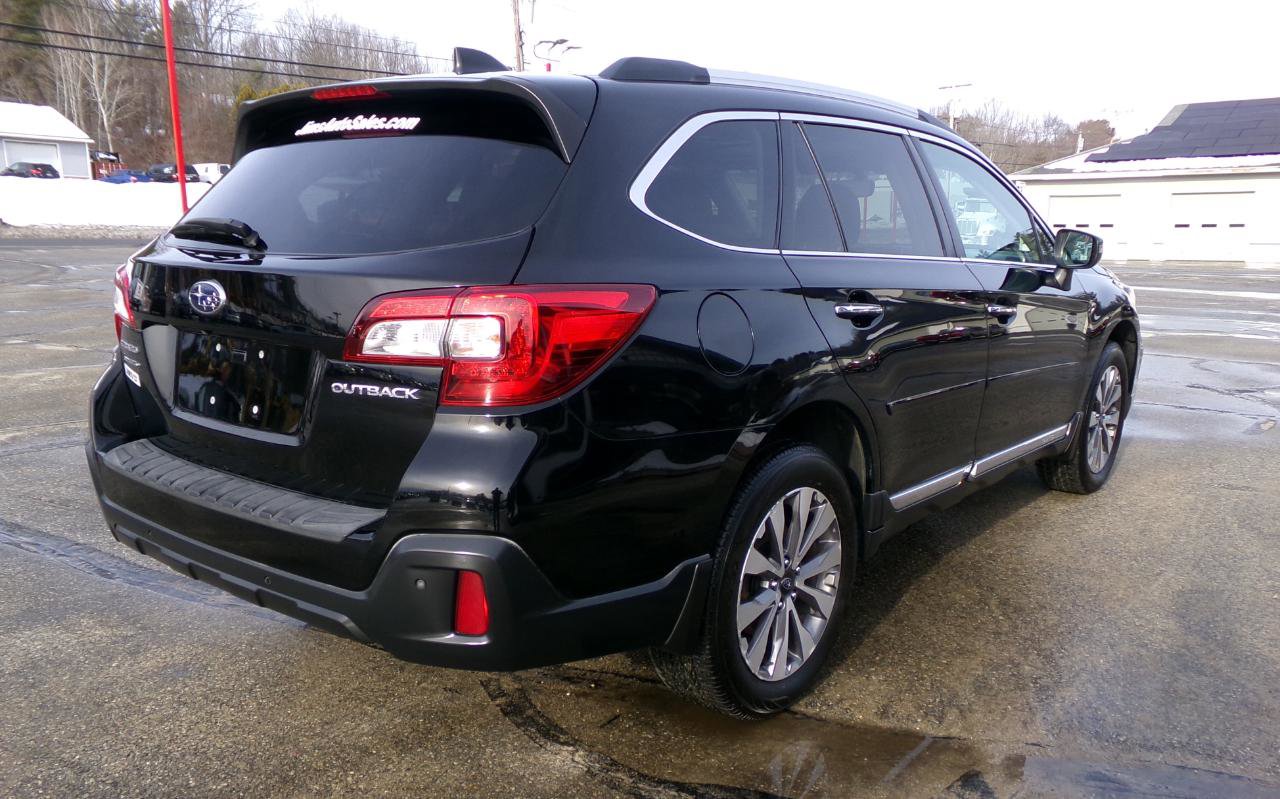 Used 2019 Subaru Outback 2.5i Touring image 8