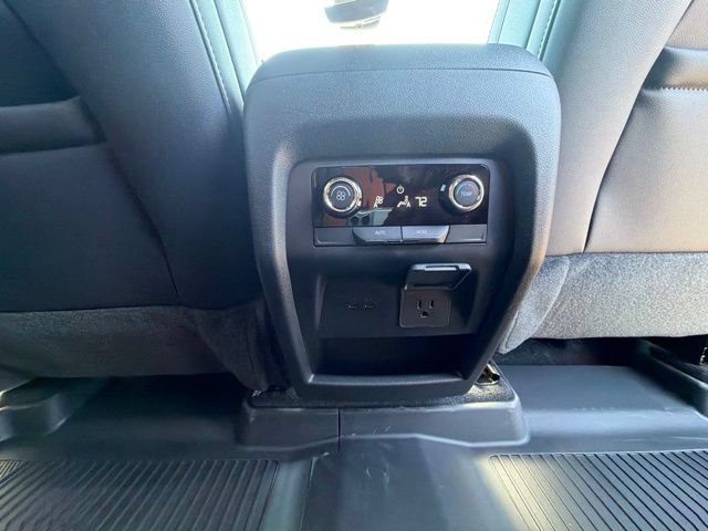 New 2027 Chevrolet Traverse Z71 w/ Driver Confidence Package AWD/4WD image 31