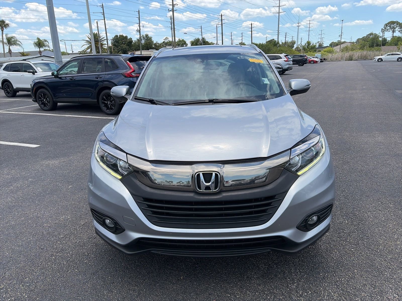 Used 2022 Honda HR-V EX image 2