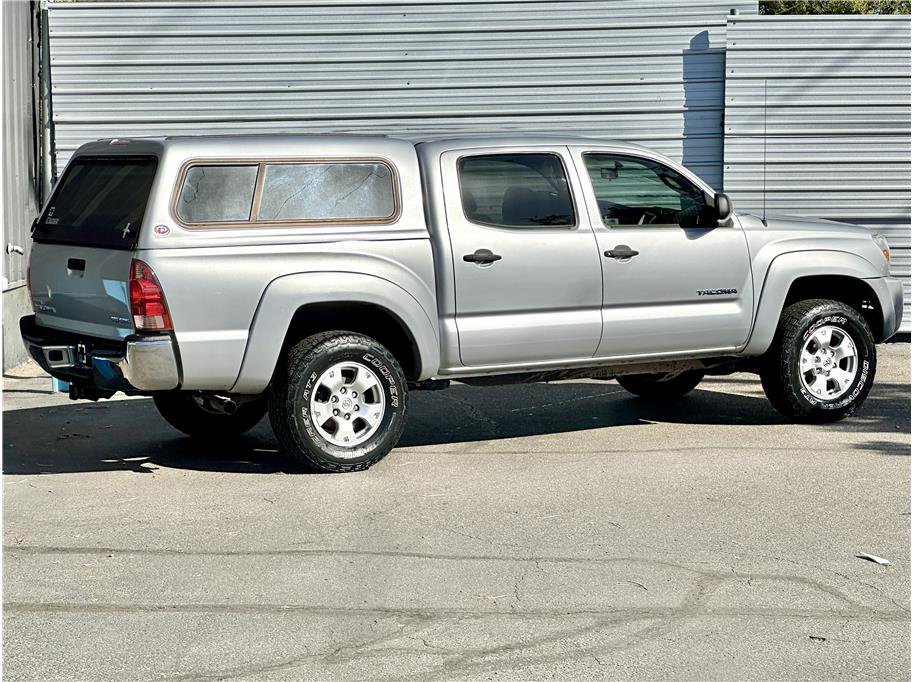 Used 2005 Toyota Tacoma 4x4 Double Cab image 9