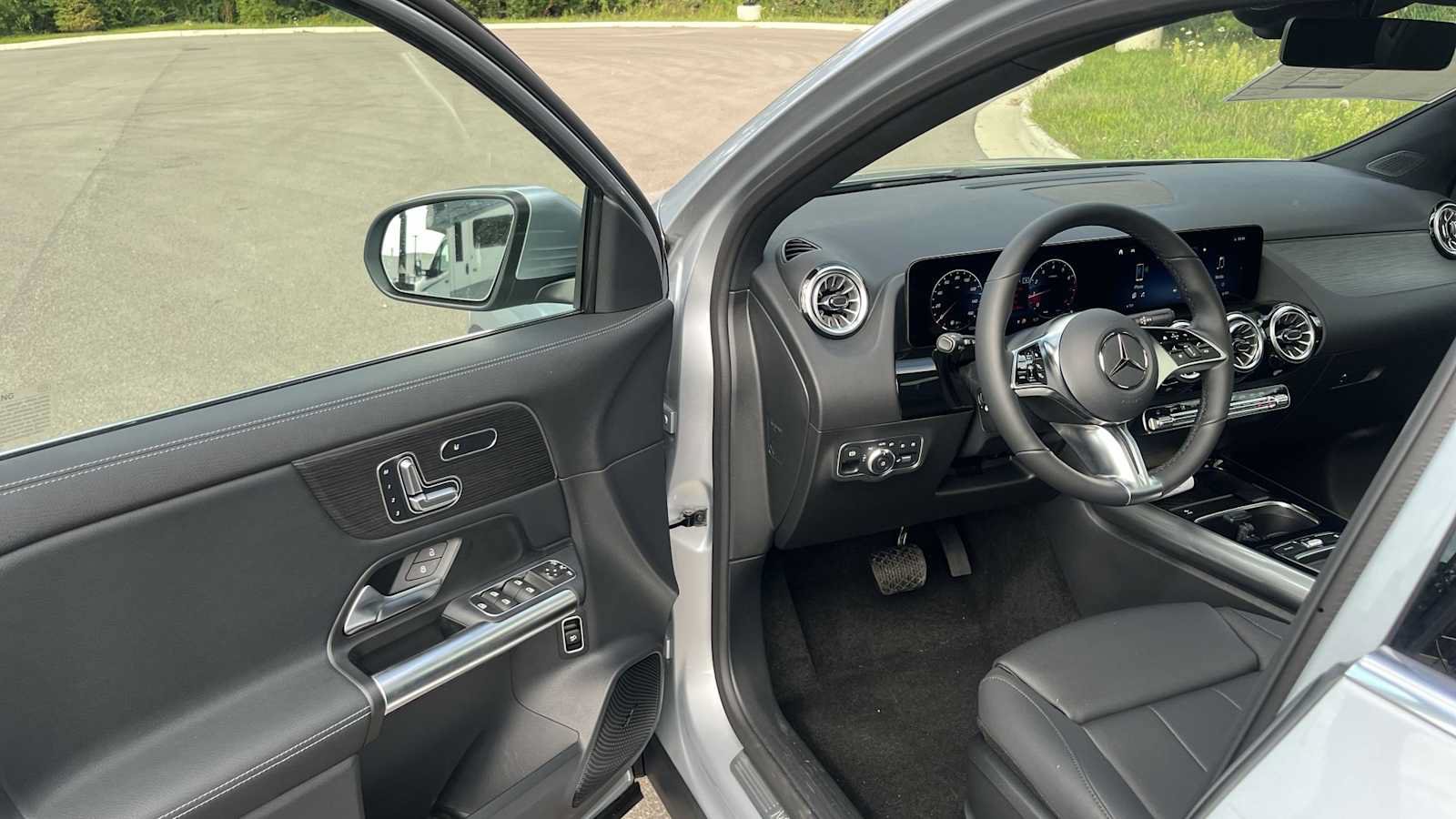 New 2026 Mercedes-Benz GLA 250 4MATIC image 15