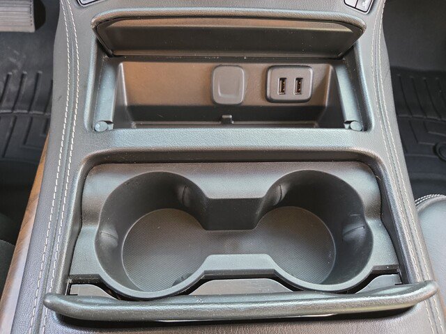 Used 2019 GMC Yukon Denali w/ Denali Ultimate Package image 12