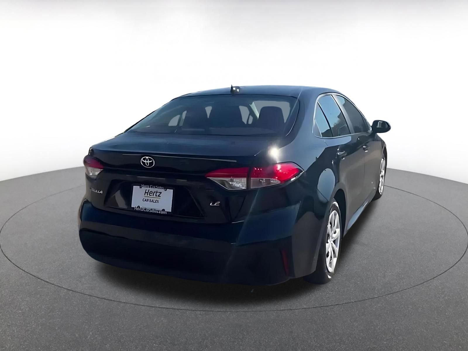 Used 2025 Toyota Corolla LE image 14