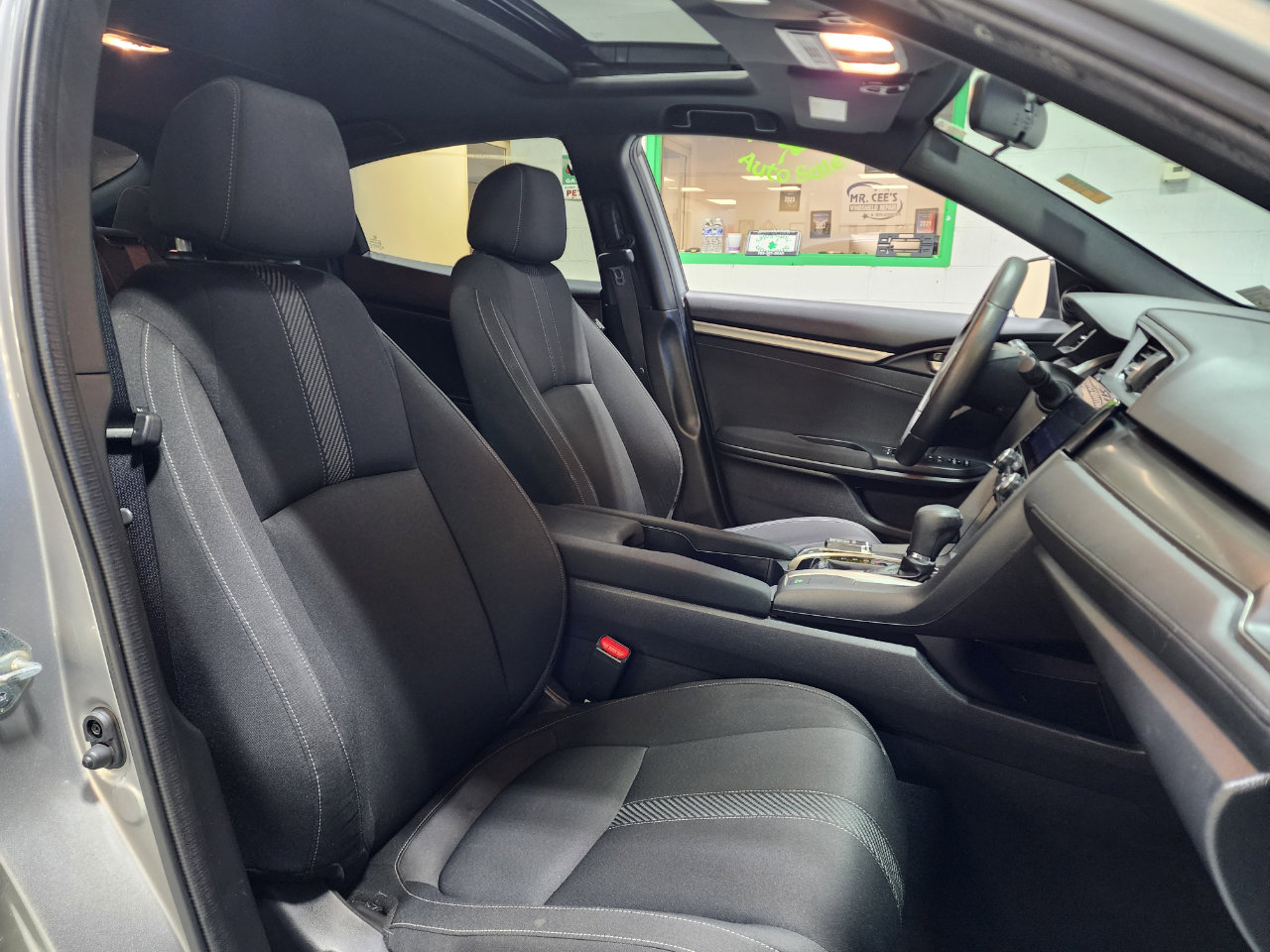 Used 2018 Honda Civic EX image 24