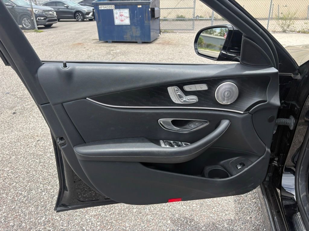 Used 2022 Mercedes-Benz E 350 Sedan image 10