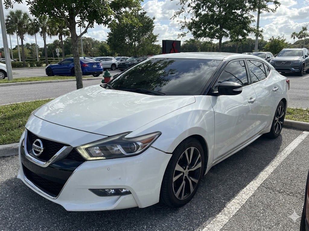 Used 2018 Nissan Maxima 3.5 SV image 1