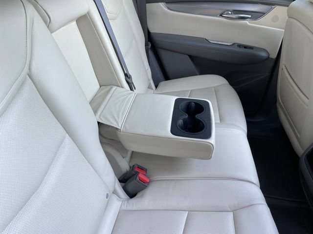 Used 2017 Cadillac XT5 Luxury w/ Driver Awareness Package AWD/4WD image 54