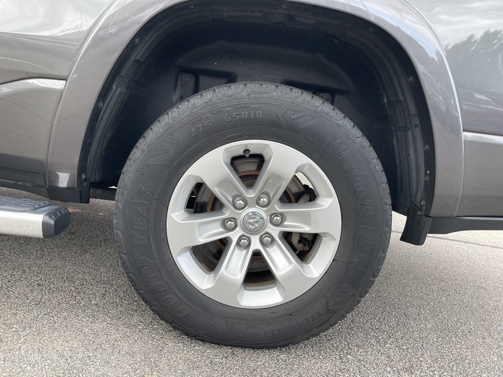 Used 2021 RAM 1500 Laramie AWD/4WD image 10