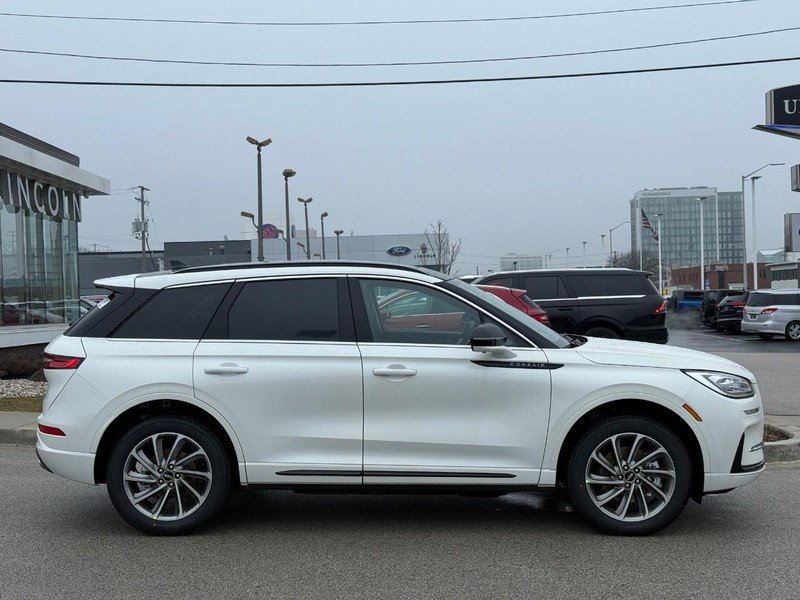 New 2026 Lincoln Corsair Grand Touring image 2