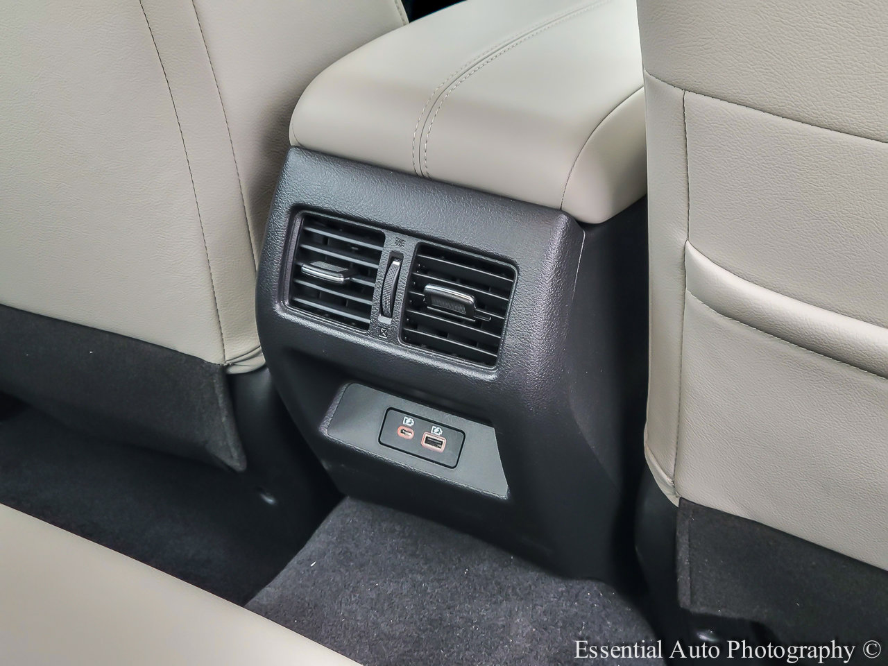 Used 2024 Nissan Altima 2.5 SL image 29