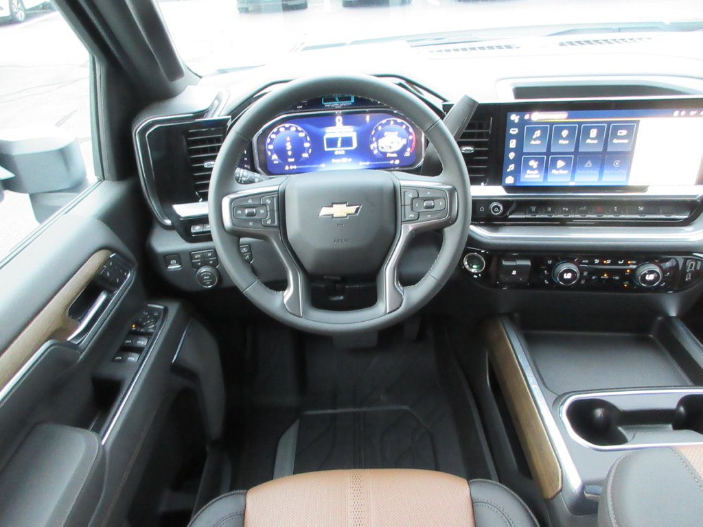 New 2026 Chevrolet Silverado 3500 High Country w/ High Country Premium Package AWD/4WD image 16