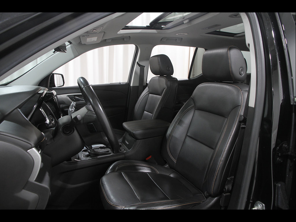 Certified 2019 Chevrolet Traverse LT w/ LT Premium Package AWD/4WD image 5
