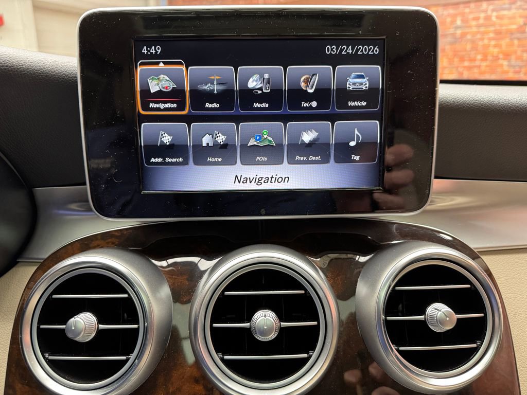 Used 2019 Mercedes-Benz GLC 300 4MATIC image 19