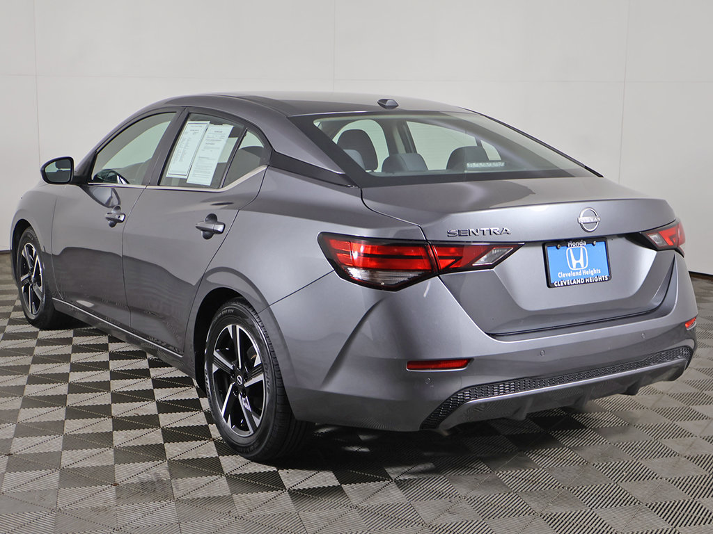 Used 2025 Nissan Sentra SV FWD image 7