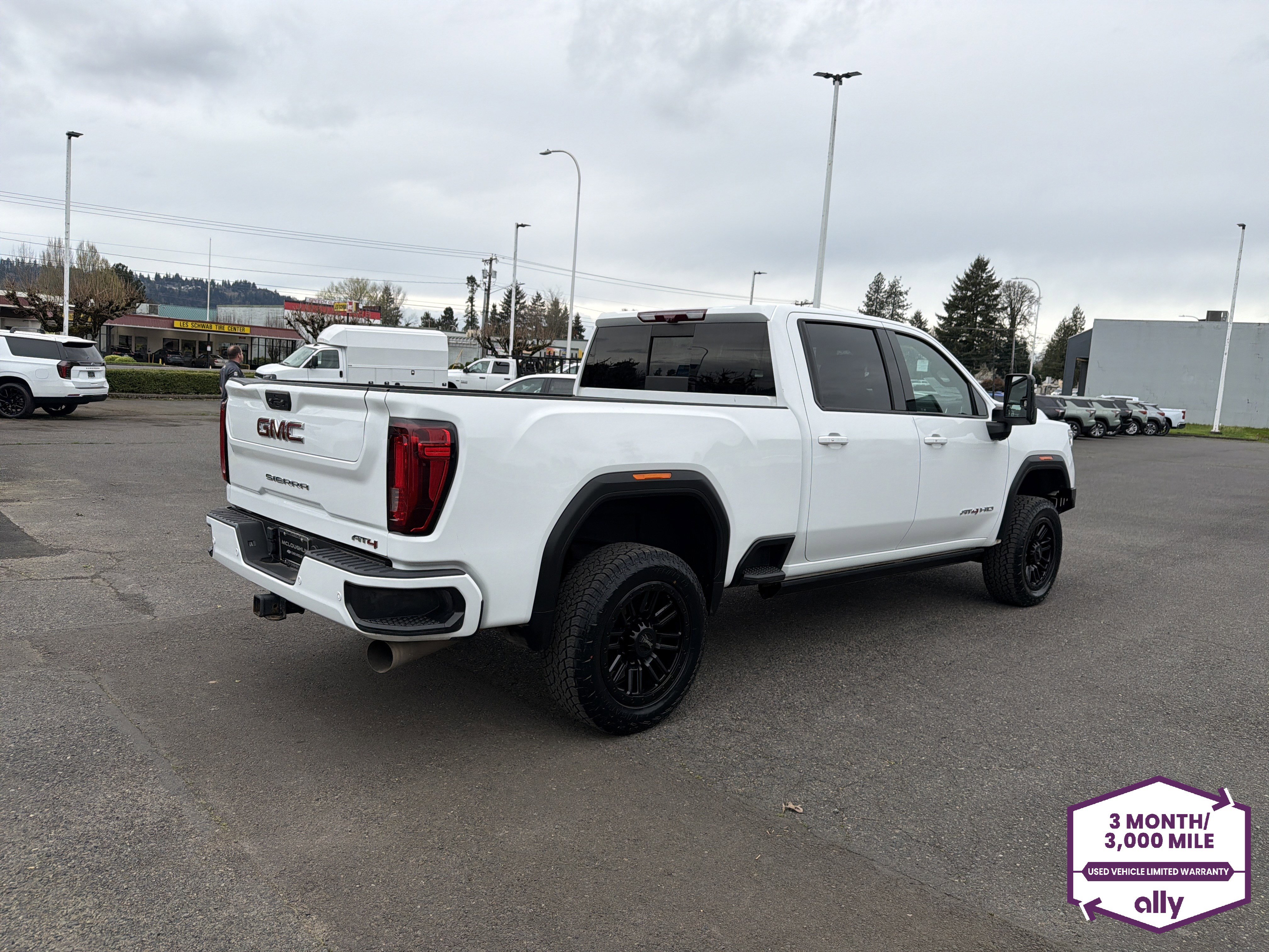Used 2023 GMC Sierra 2500 AT4 w/ AT4 Premium Plus Package image 6