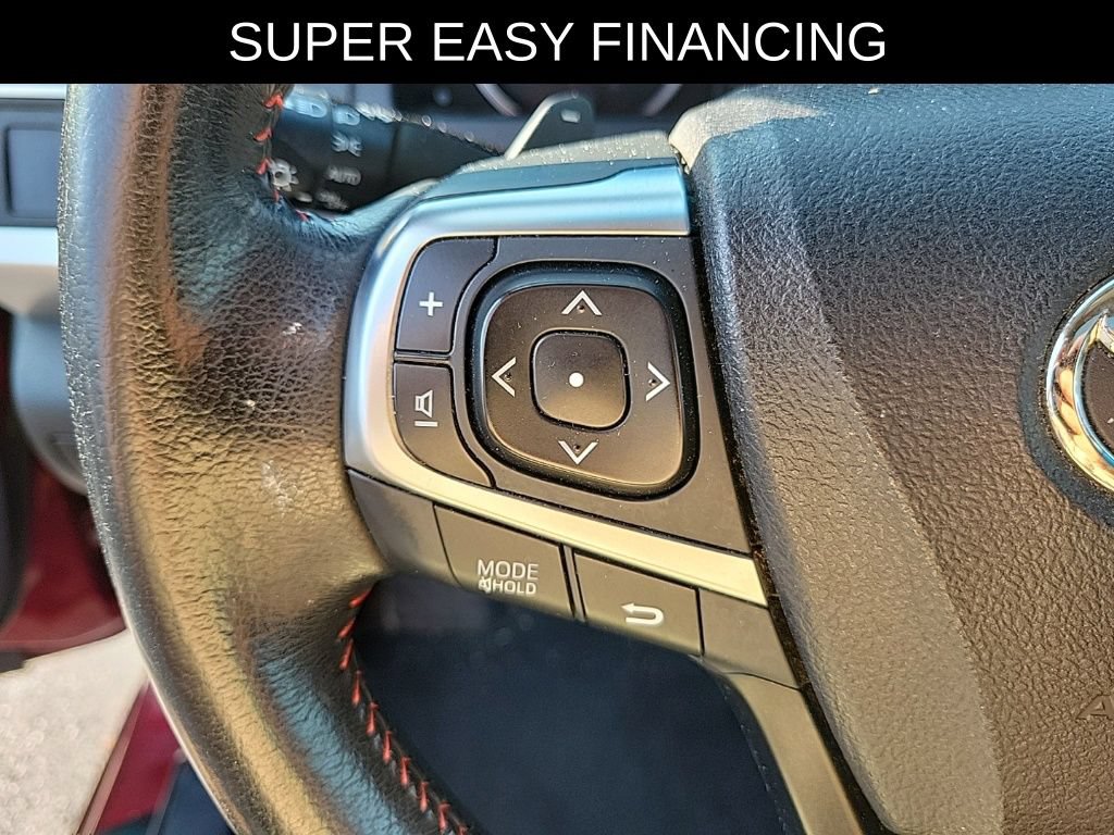 Used 2015 Toyota Camry SE w/ Moonroof Package FWD image 20