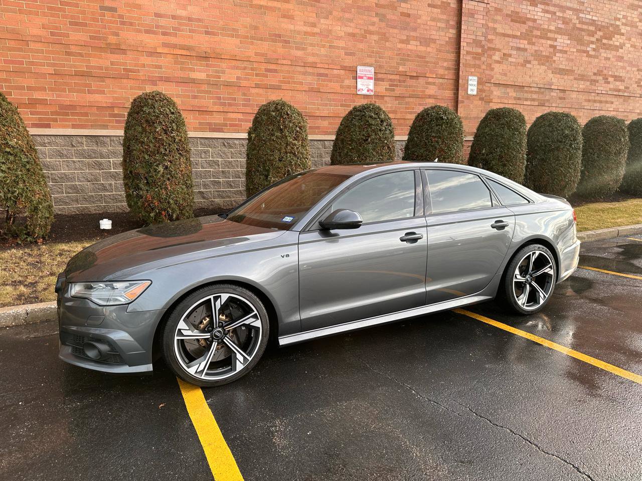 Used 2016 Audi S6 Prestige w/ Prestige Package image 25