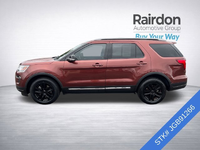 Used 2018 Ford Explorer XLT w/ Equipment Group 201A AWD/4WD image 4