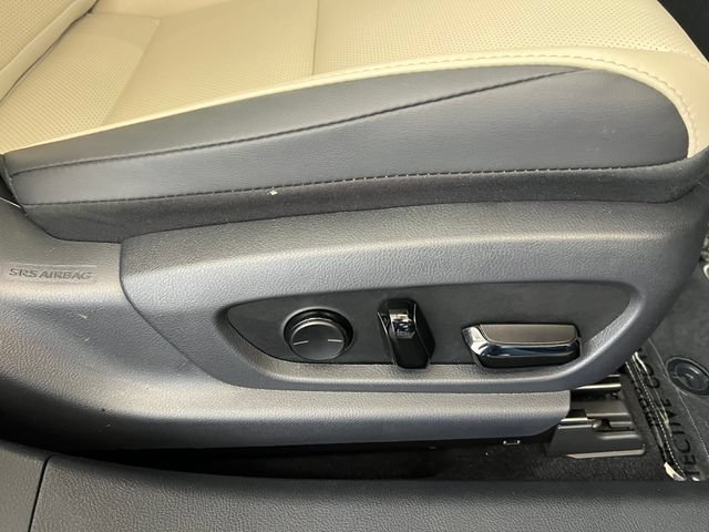 Used 2024 Lexus ES 300h w/ Premium Package FWD image 47