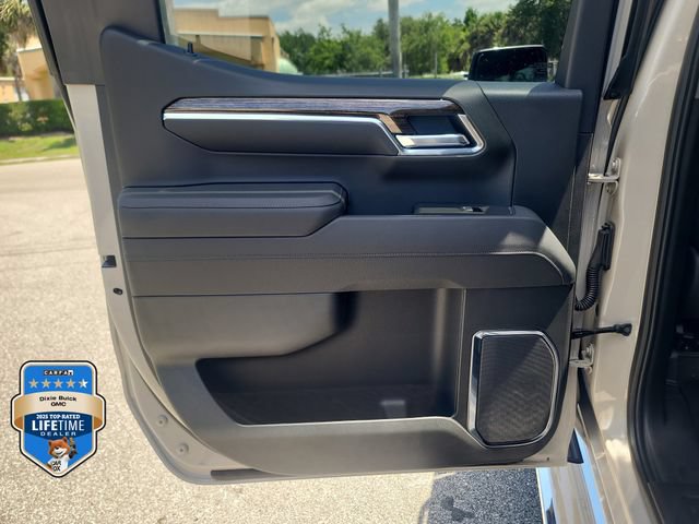 New 2026 GMC Sierra 1500 SLE w/ Preferred Package AWD/4WD image 9