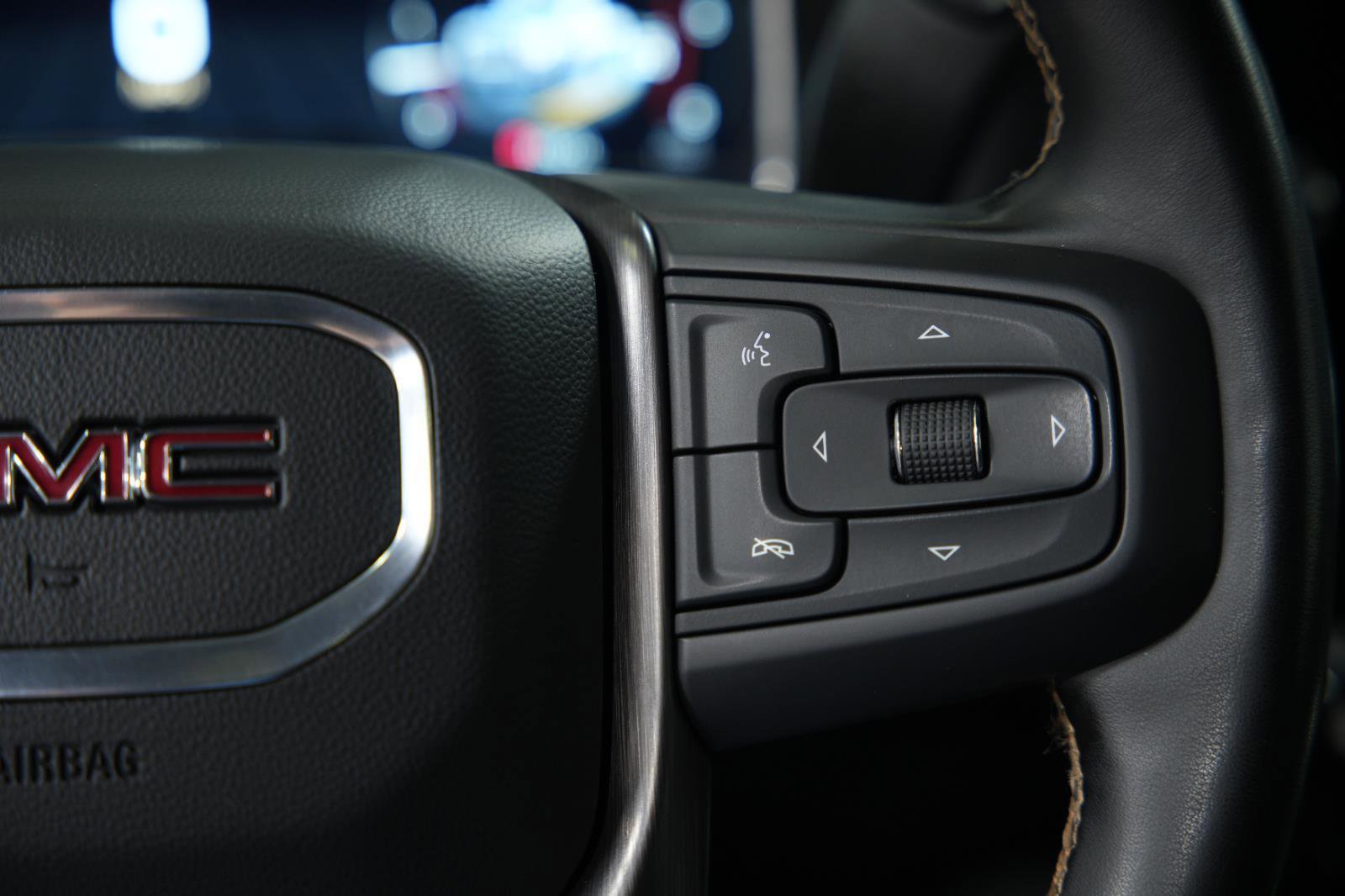 Used 2024 GMC Sierra 2500 AT4 w/ AT4 Premium Plus Package image 38