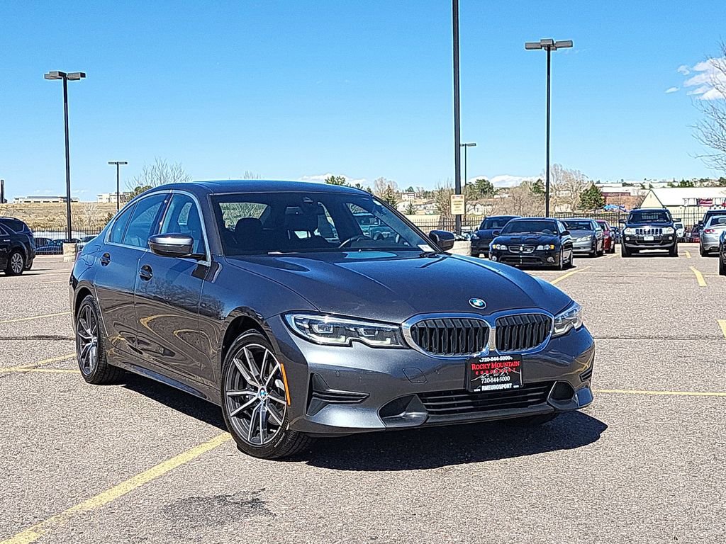 Used 2020 BMW 330i xDrive Sedan w/ Convenience Package image 2