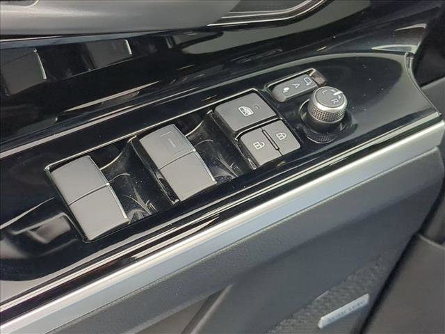 Certified 2024 Subaru Solterra Touring image 12