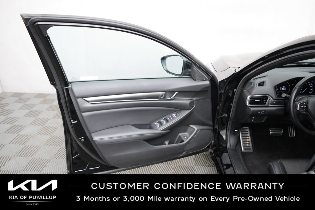 Used 2022 Honda Accord Sport image 9